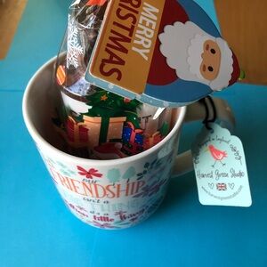 Holiday gift mug and shower gel